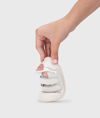 Tenis blanco con rosado