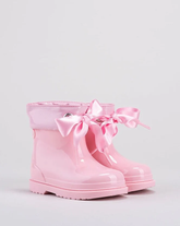 Bota charolada lazo rosa