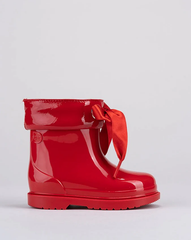 Bota charolada lazo rojo